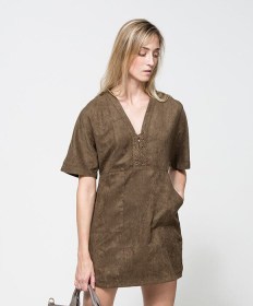 TESS CROPPED STRETCH-CLOQUE TOP2